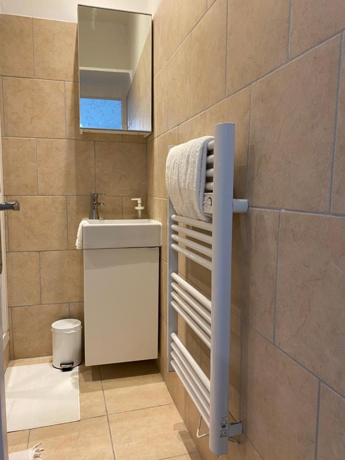 Studio Equipe-Climatise Avec Balcon Au Mourillon A 20M De La Plage ตูลง ภายนอก รูปภาพ