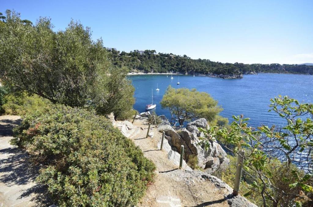 Studio Equipe-Climatise Avec Balcon Au Mourillon A 20M De La Plage ตูลง ภายนอก รูปภาพ